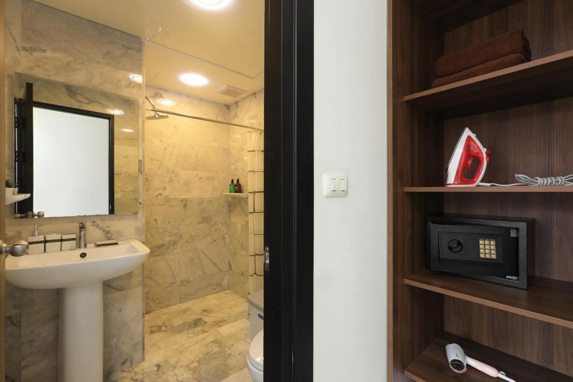 1 Bdr Naiharn By Capital Pro Phuket