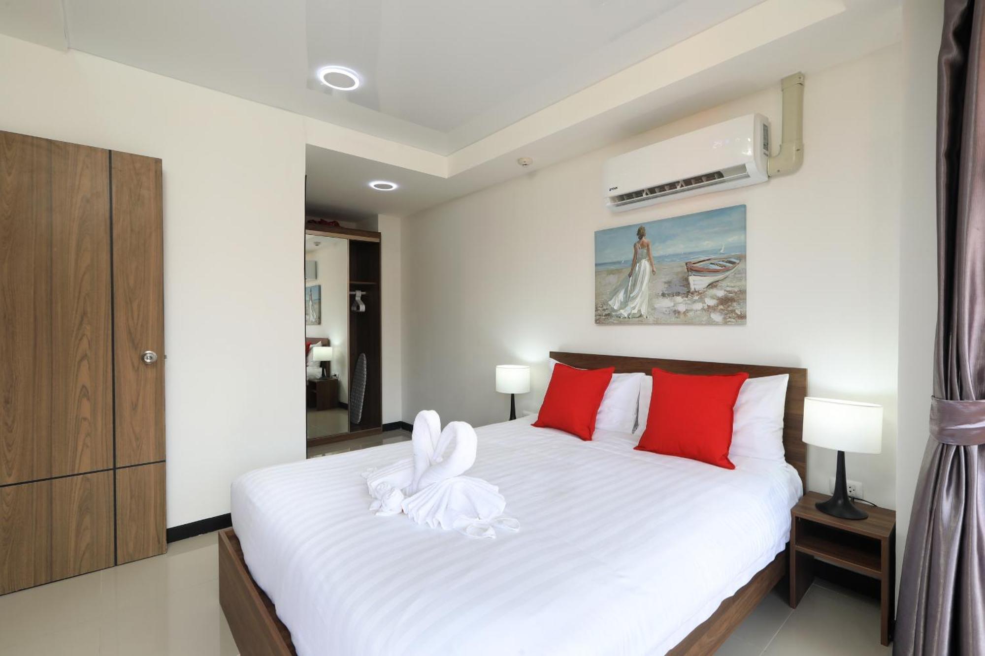 1 Bdr Naiharn By Capital Pro Apartment *