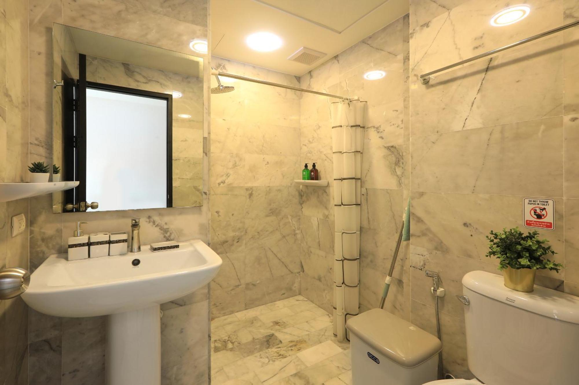 1 Bdr Naiharn By Capital Pro *