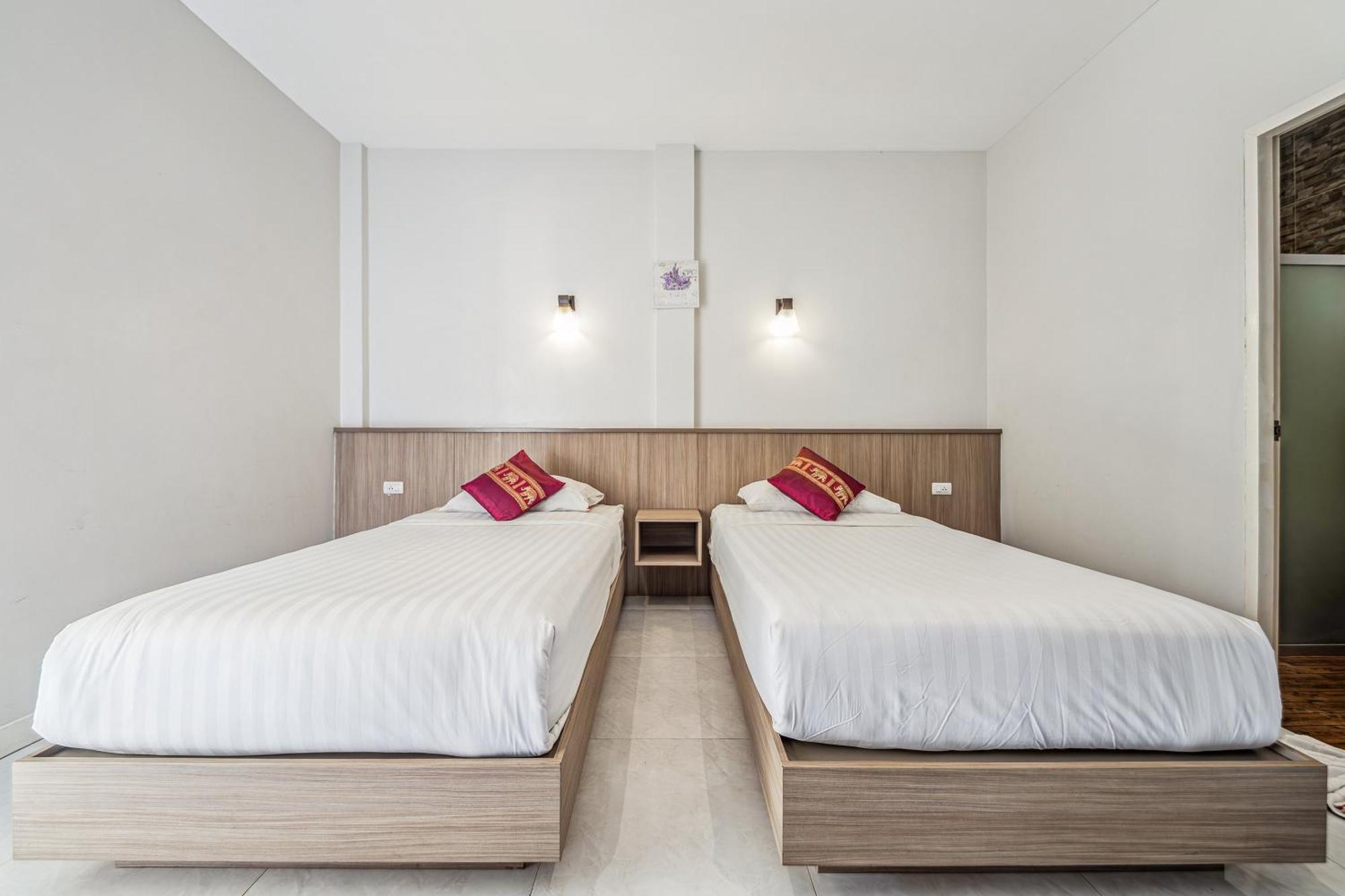 Apartment Winrisa Place Nai Yang Beach