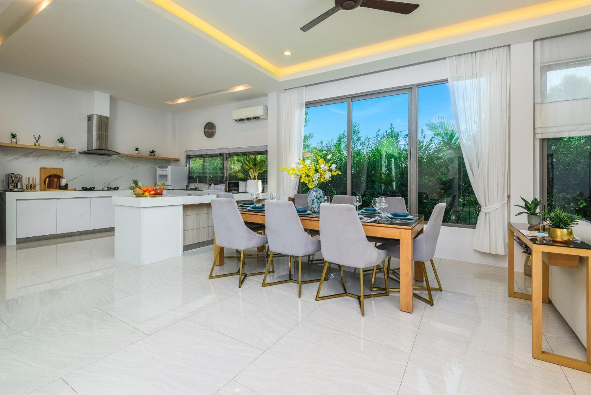 Villa Mimosa 1, Splendid 4 Bedroom Master Ensuite Phuket