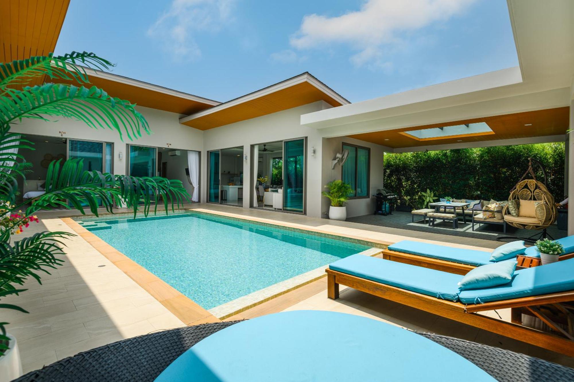 Mimosa 1, Splendid 4 Bedroom Master Ensuite Villa Phuket