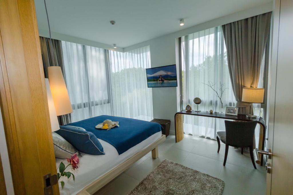 2bdr Oceanstone Laguna By Capital Pro