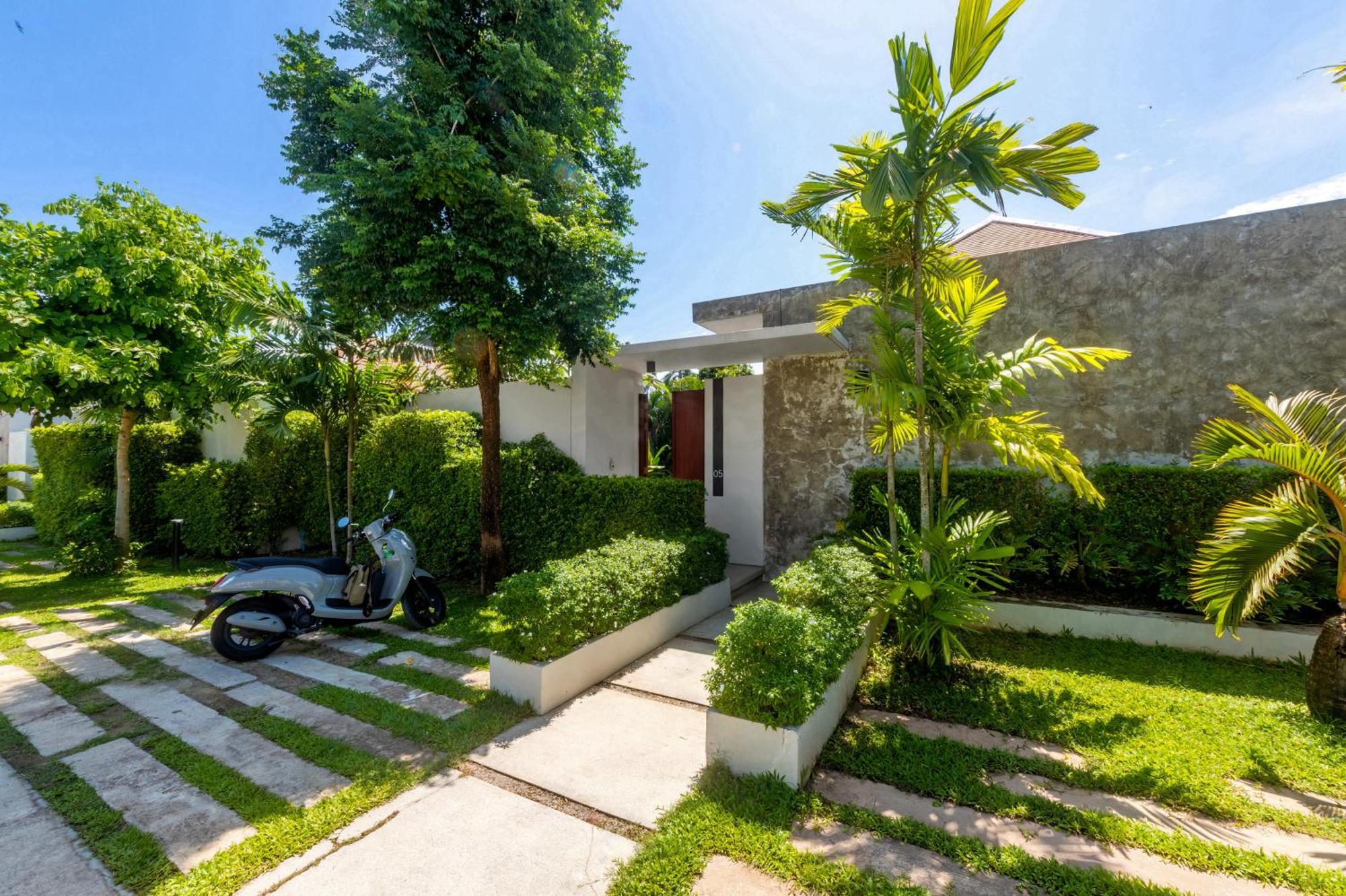 Villa 宽敞舒适 邦涛海滩laguna附近 三卧室私人泳池别墅 *