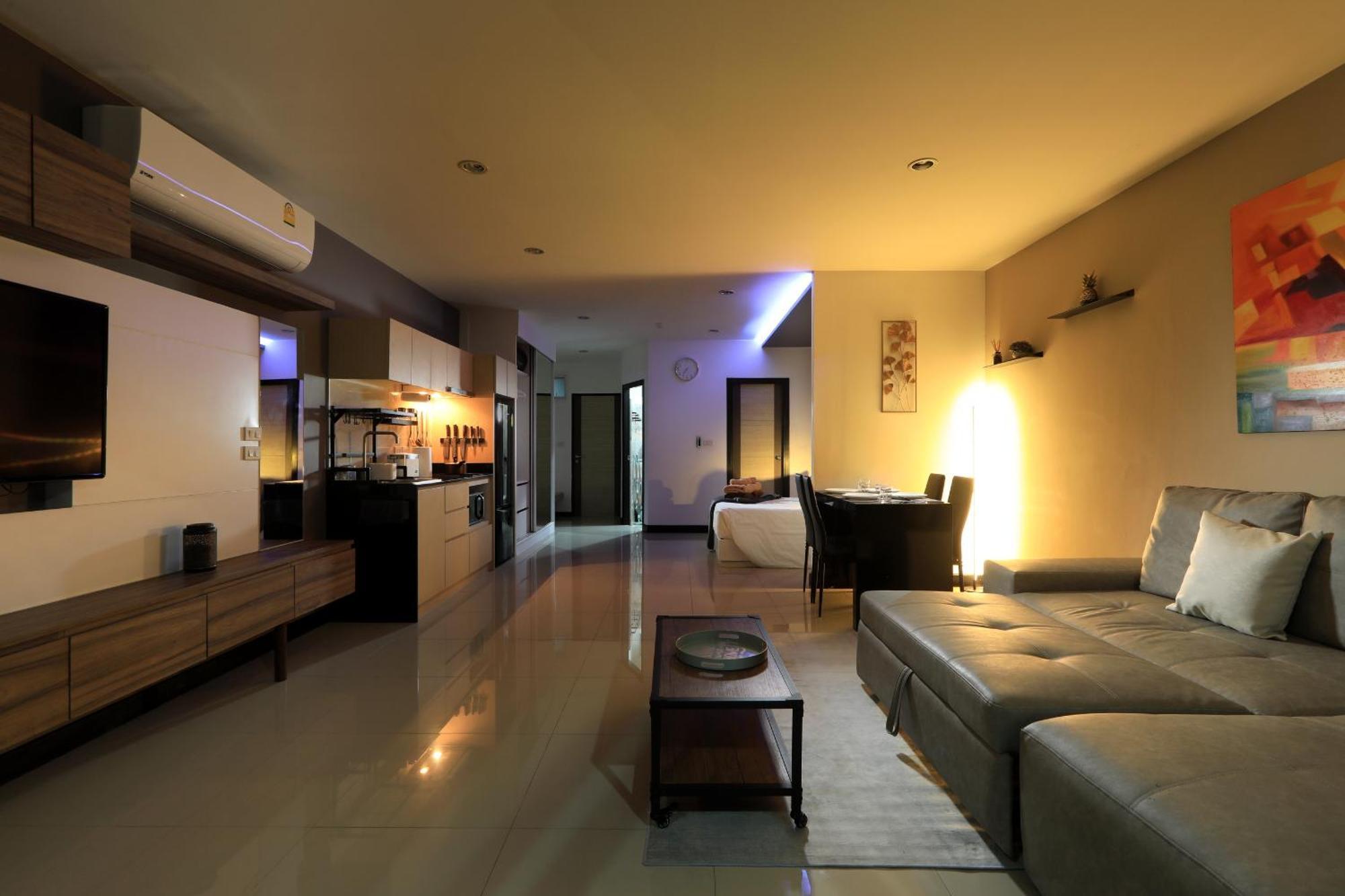 1bdr Pool Access On Naiharn By Capital Pro Apartment *