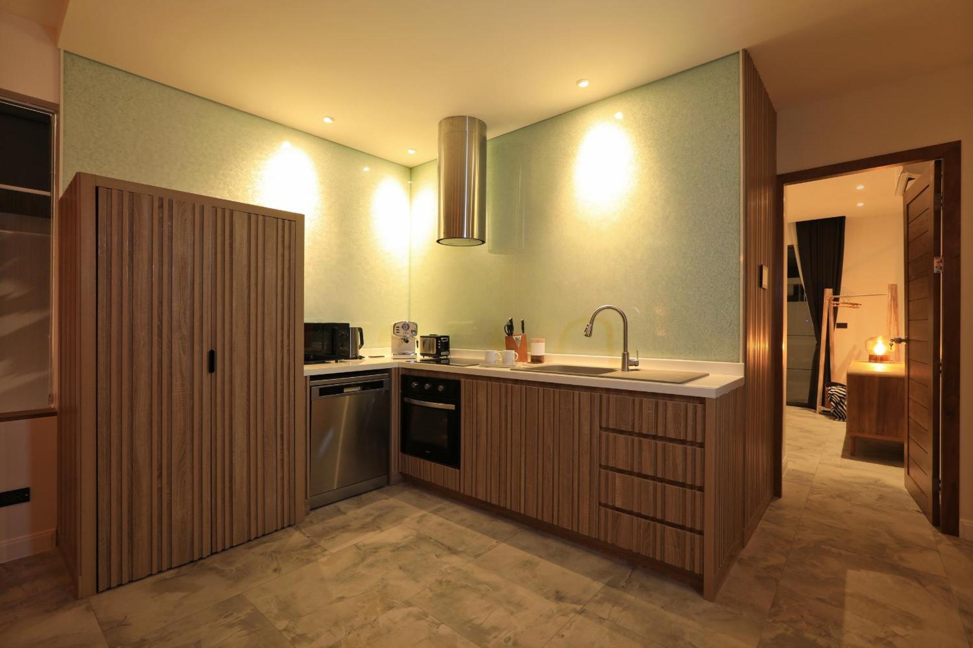 New 4 Bedroom Pool Villa In Rawai By Capital Pro Phuket