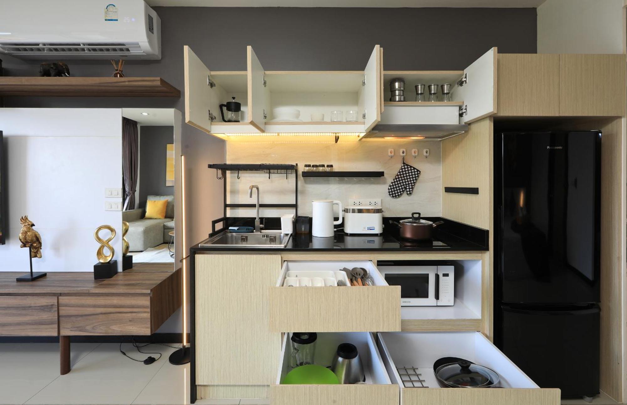 Apartment 1bdr Spacious Near Naiharn By Capital Pro *