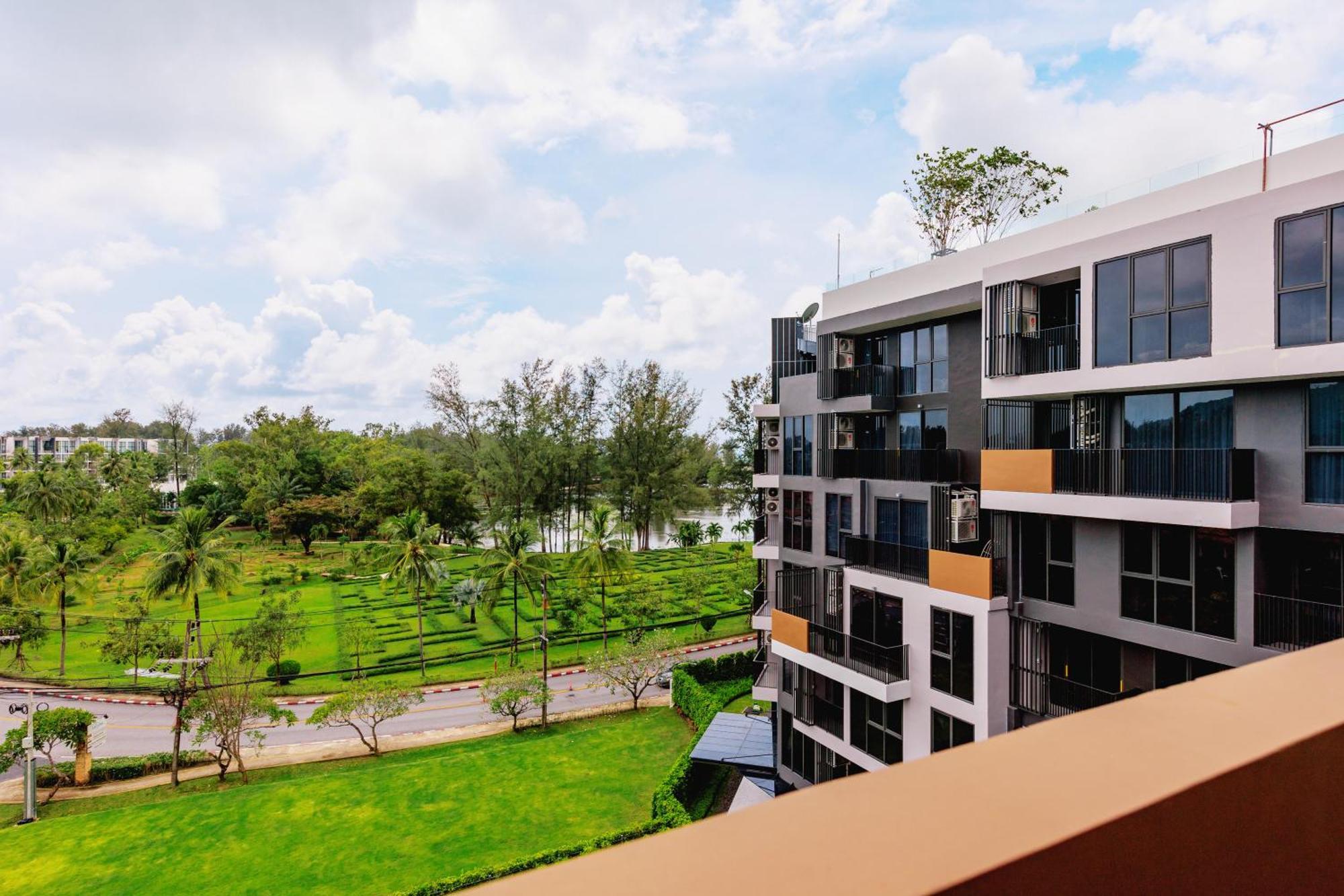 2bd With 2bt In Skypark Laguna Bang Tao Apartment