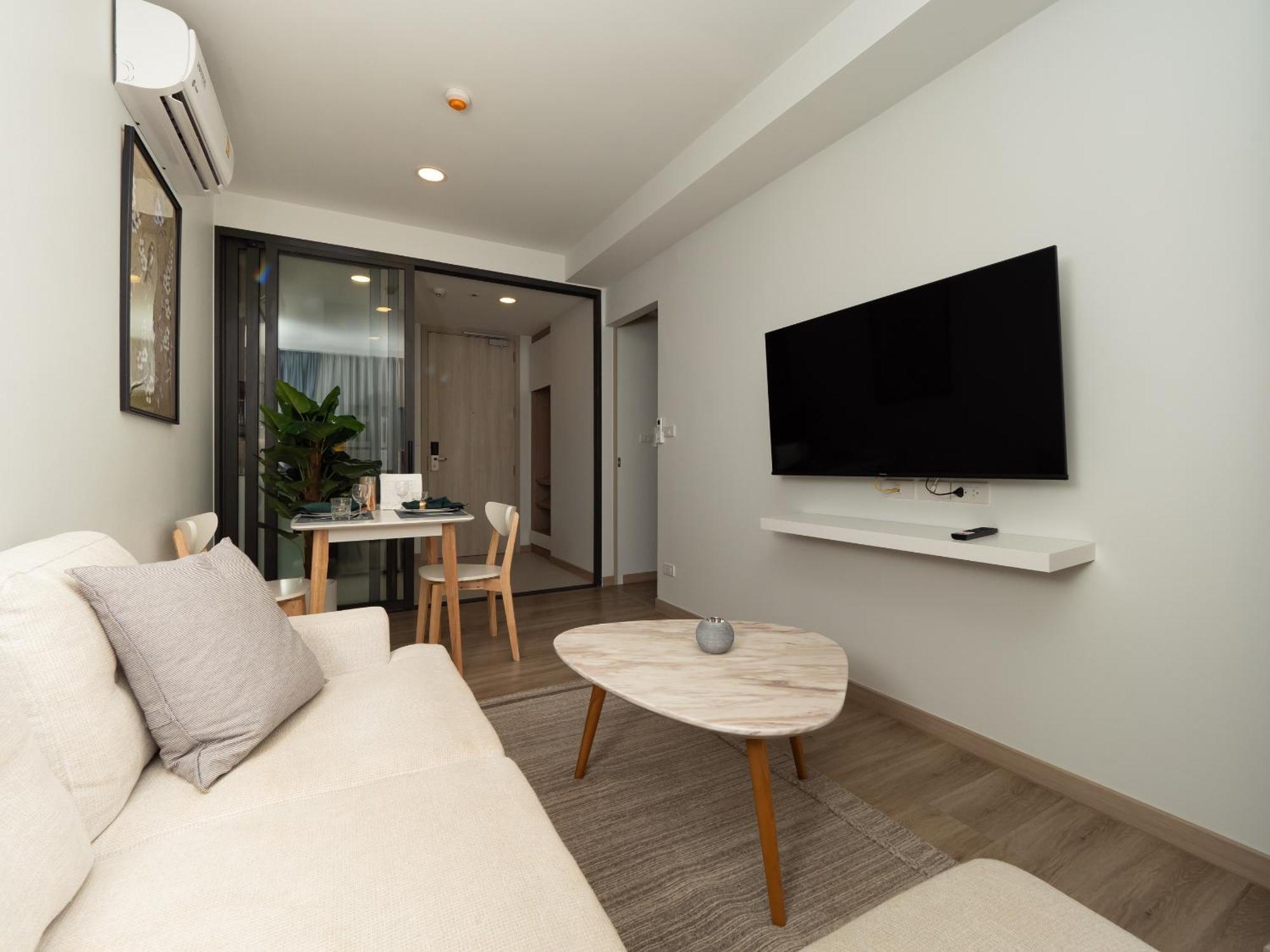 2bd With 2bt In Skypark Laguna Bang Tao Apartment *