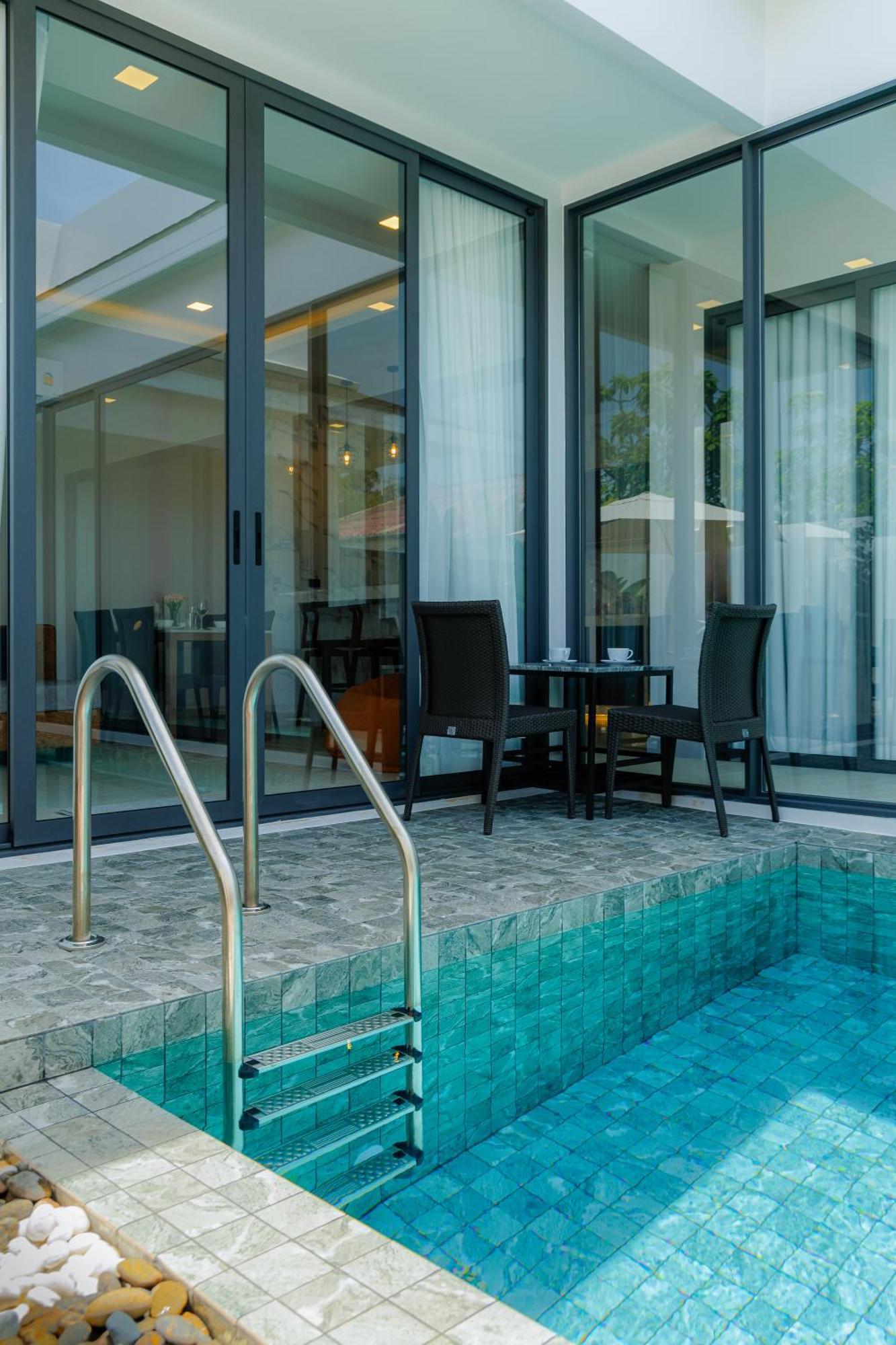 Barringtonia Pool * Phuket