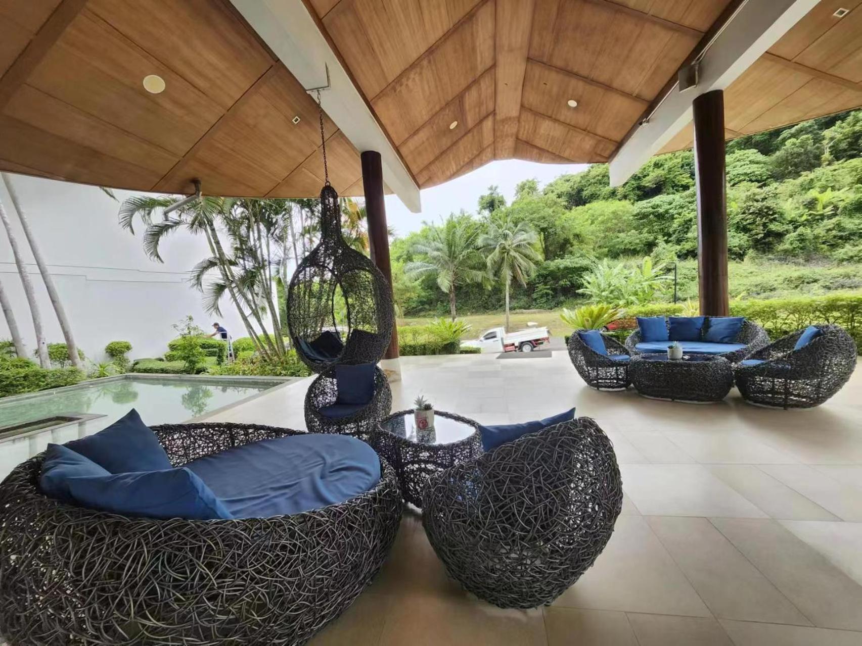 Apartment Veloche Karon 1