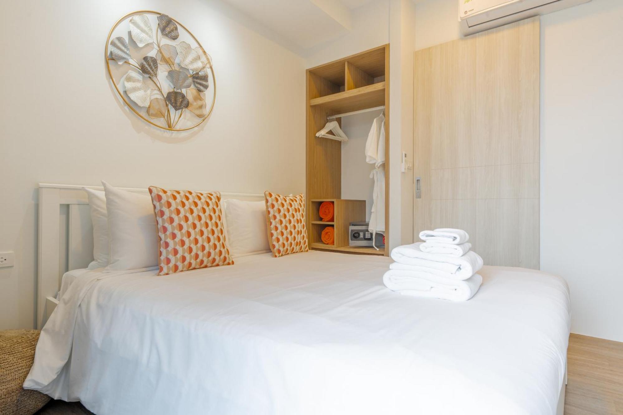 2bd With 2bt In Skypark Laguna Bang Tao Apartment