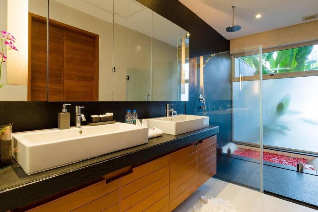 28 - Sea View Luxury Pool *