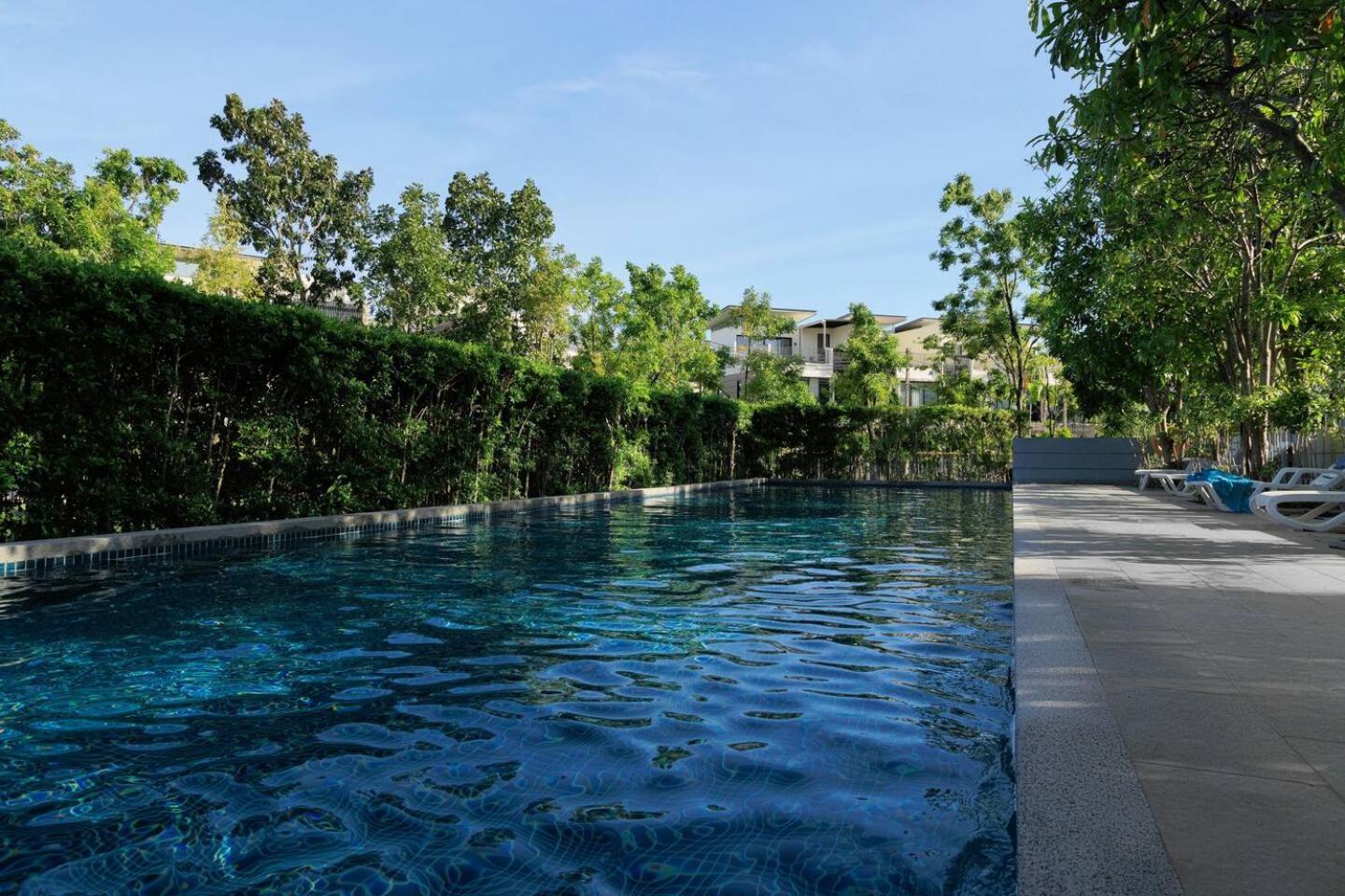 Lp 65-57 Spacious Close To The Phuket