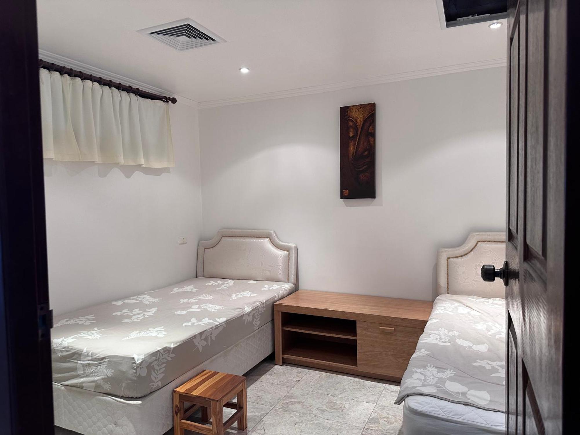 Aparthotel Surin Sabai -