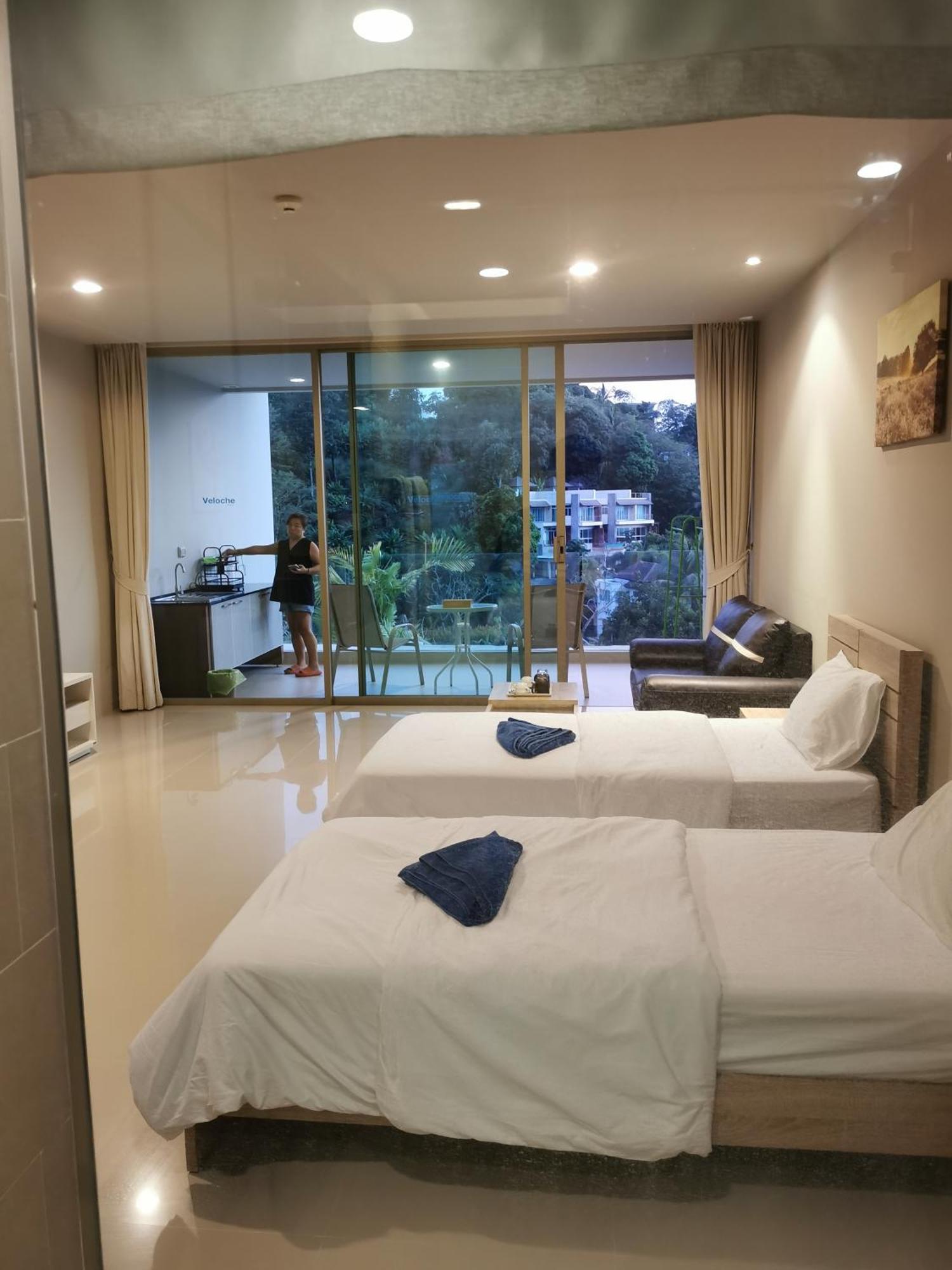 Veloche Karon 1 Phuket