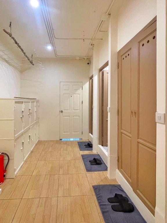Purr Hostel