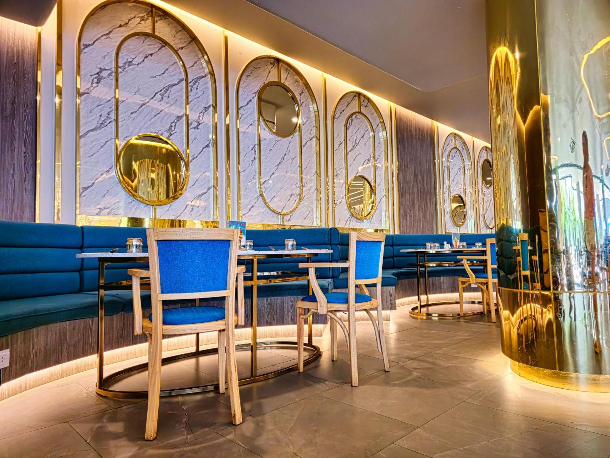 Family Luxe In 5 Star Apartment Phuket