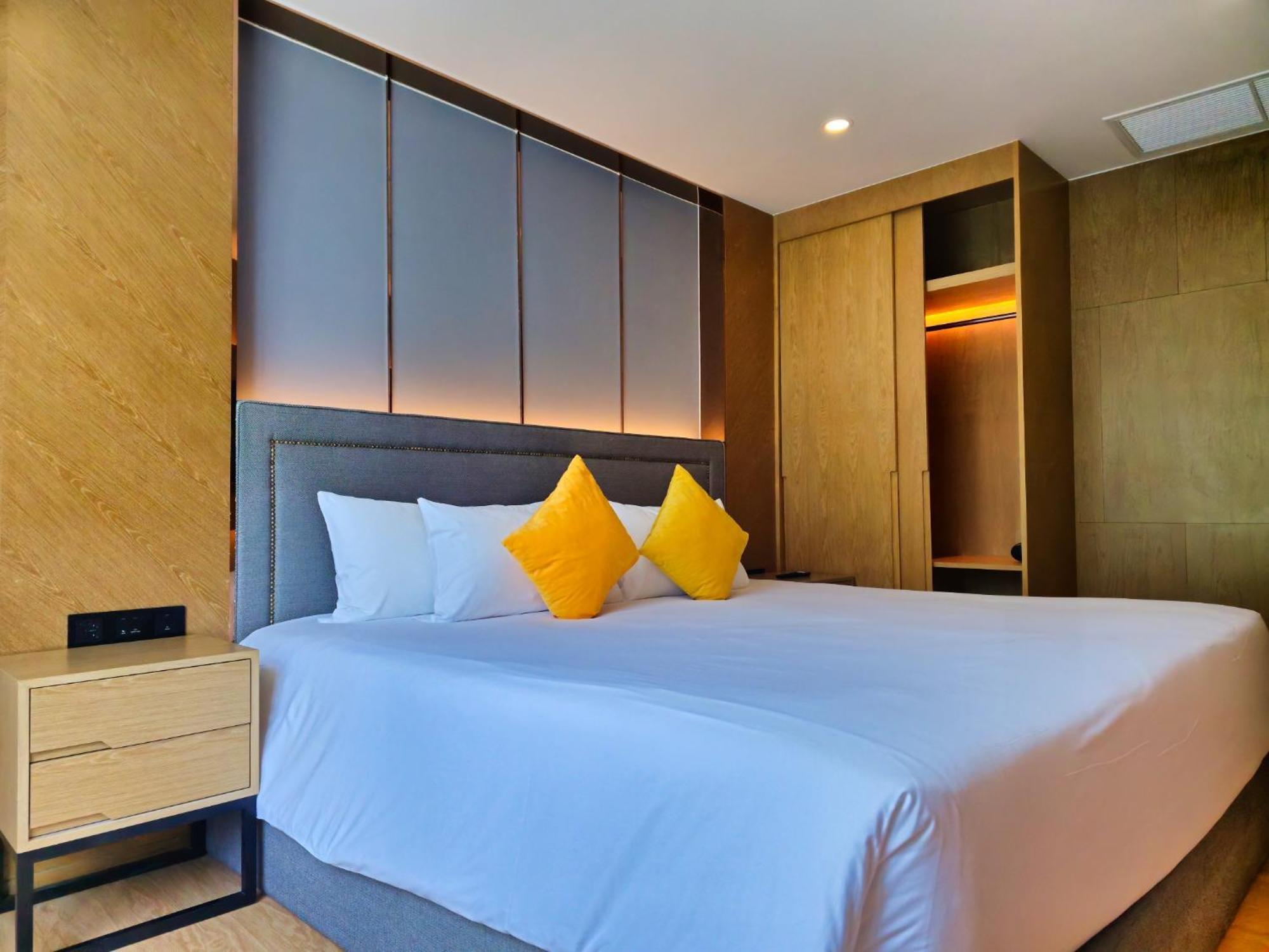 Family Luxe In 5 Star Phuket