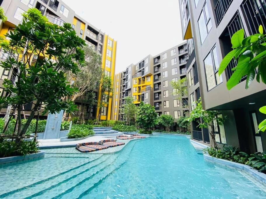 The Base Phuket-c4yw Apartment