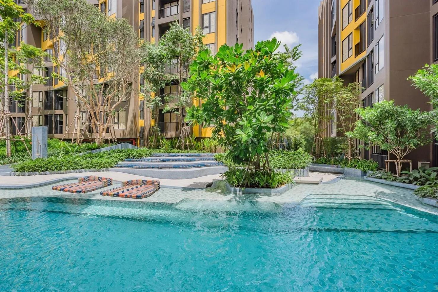 The Base Phuket-c4yw Apartment