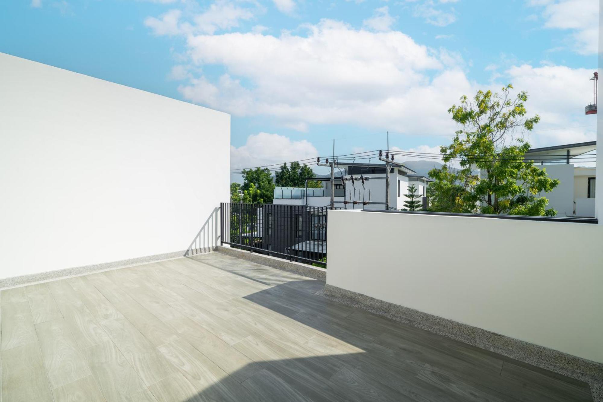 Lily 3bbedrooms Townhouse With A Patio, Laguna Park Holiday home *