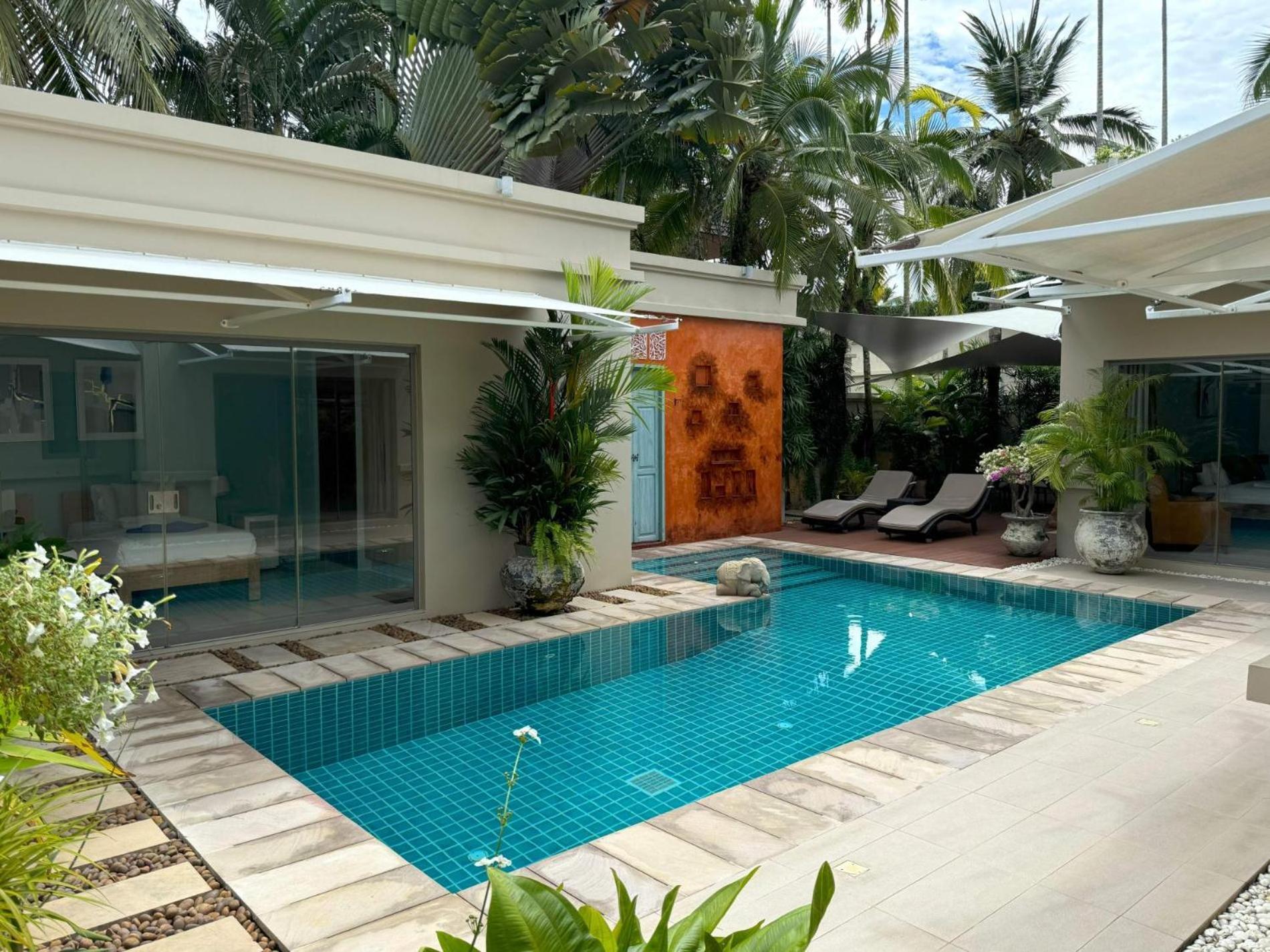 At The With Pool & Rooftop Terrace *
