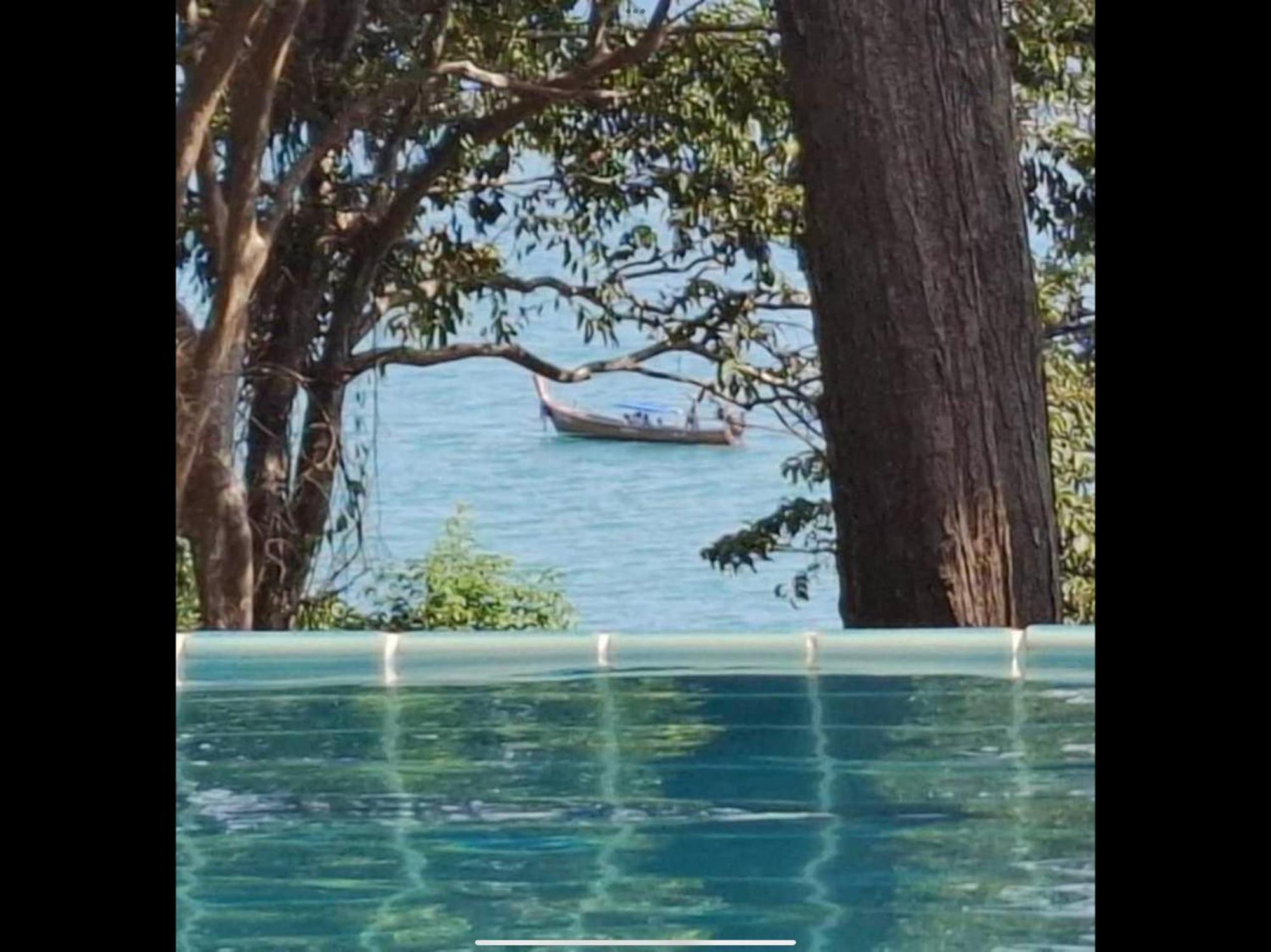 Beachfront In Rawai Villa