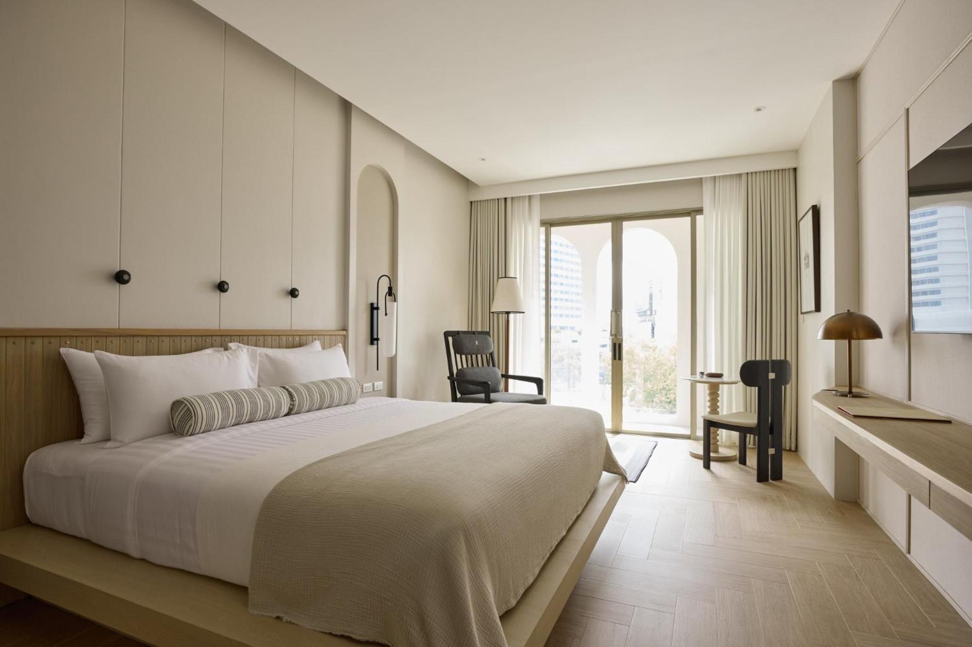 Hotel Arco Town