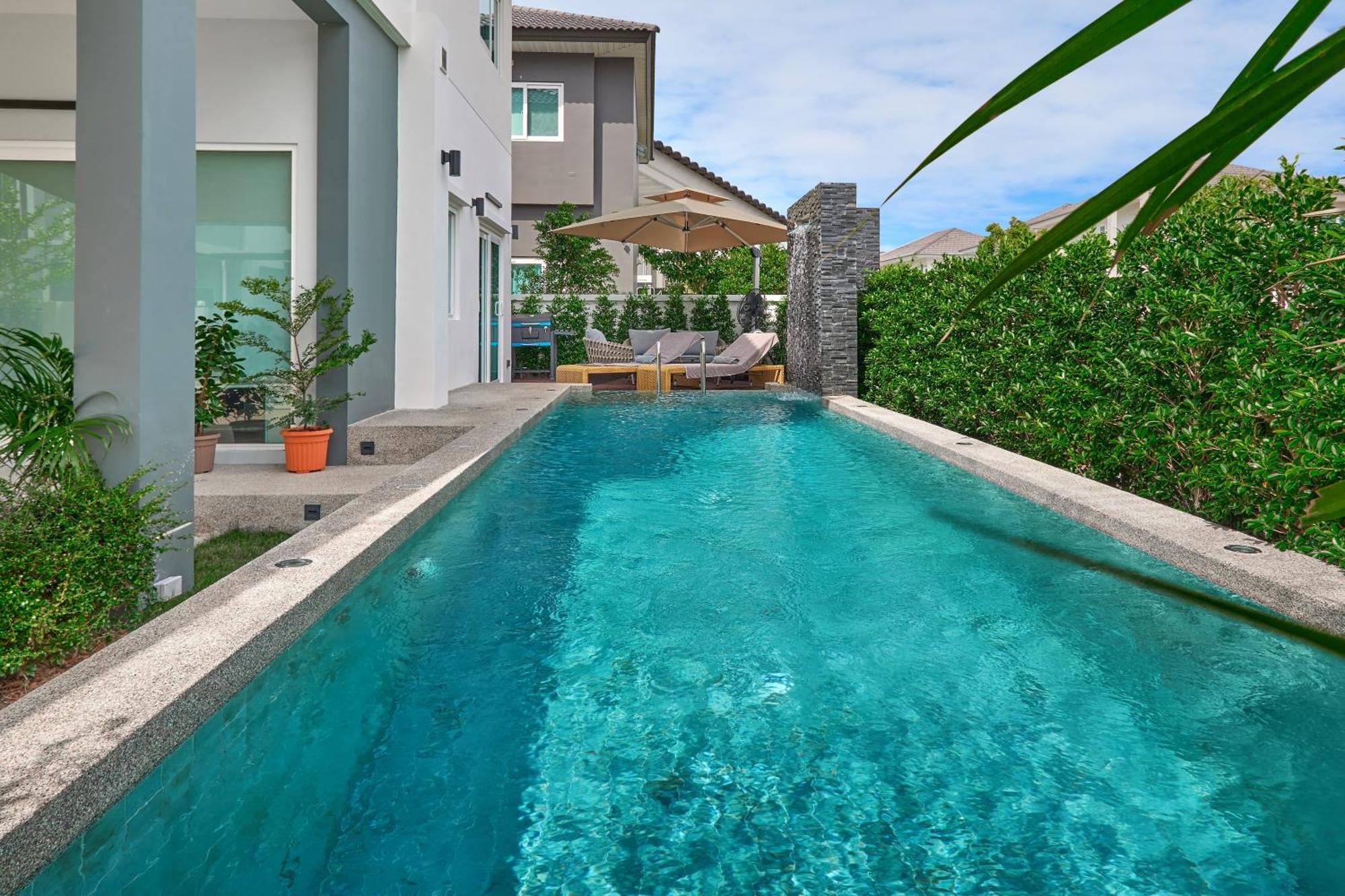 Paradise Retreat *