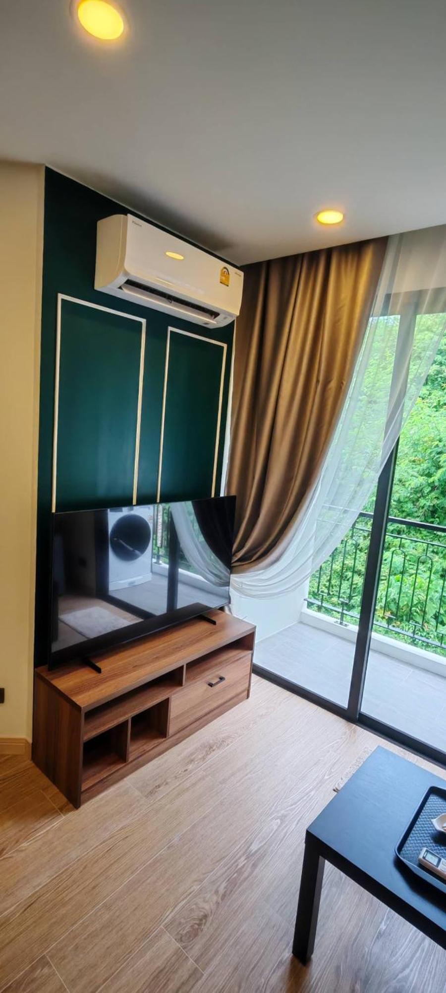 Palmetto Park Apartment Phuket