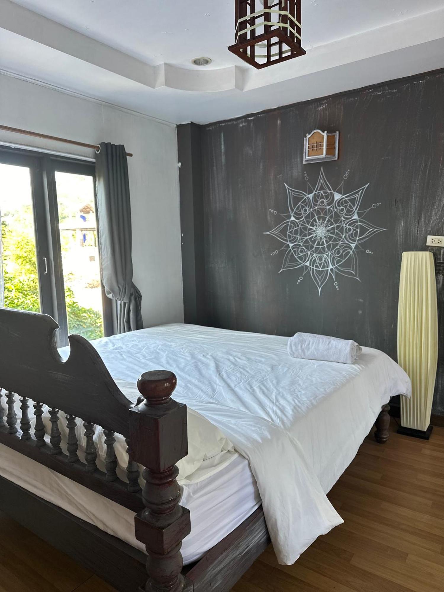 двухэтажный дом в саду с видом на будду 3 комнаты, 2 террасы Ferienhaus *
