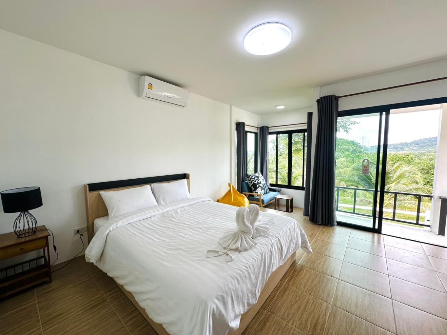 Farm stay Chai Khao Mountain View