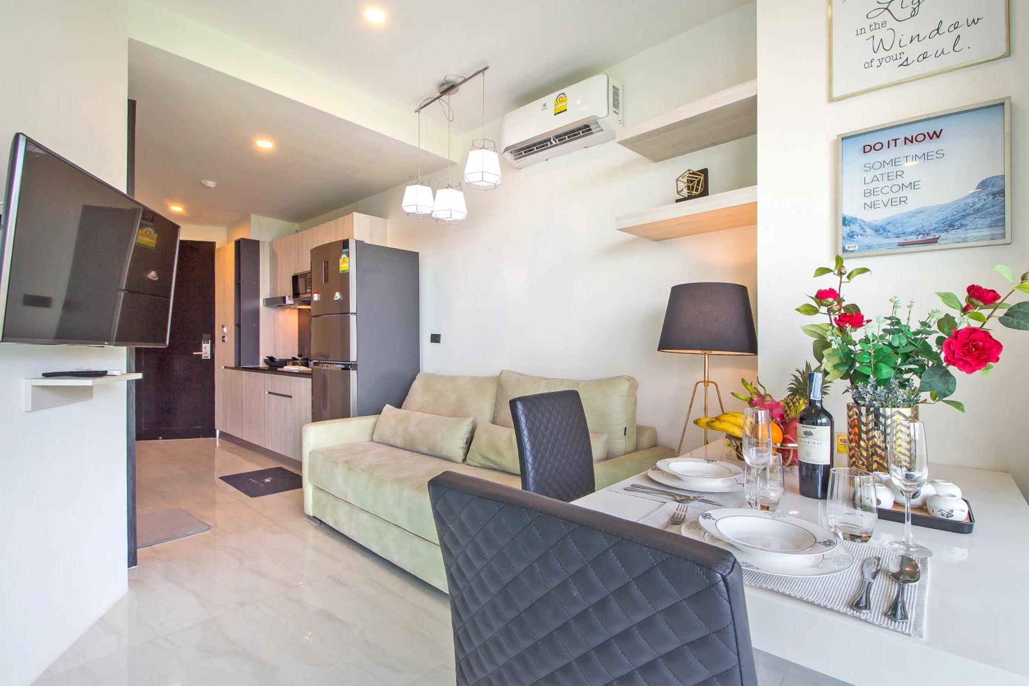 Aparthotel Amazing Seaview 1br Codo @ Kamala Becach