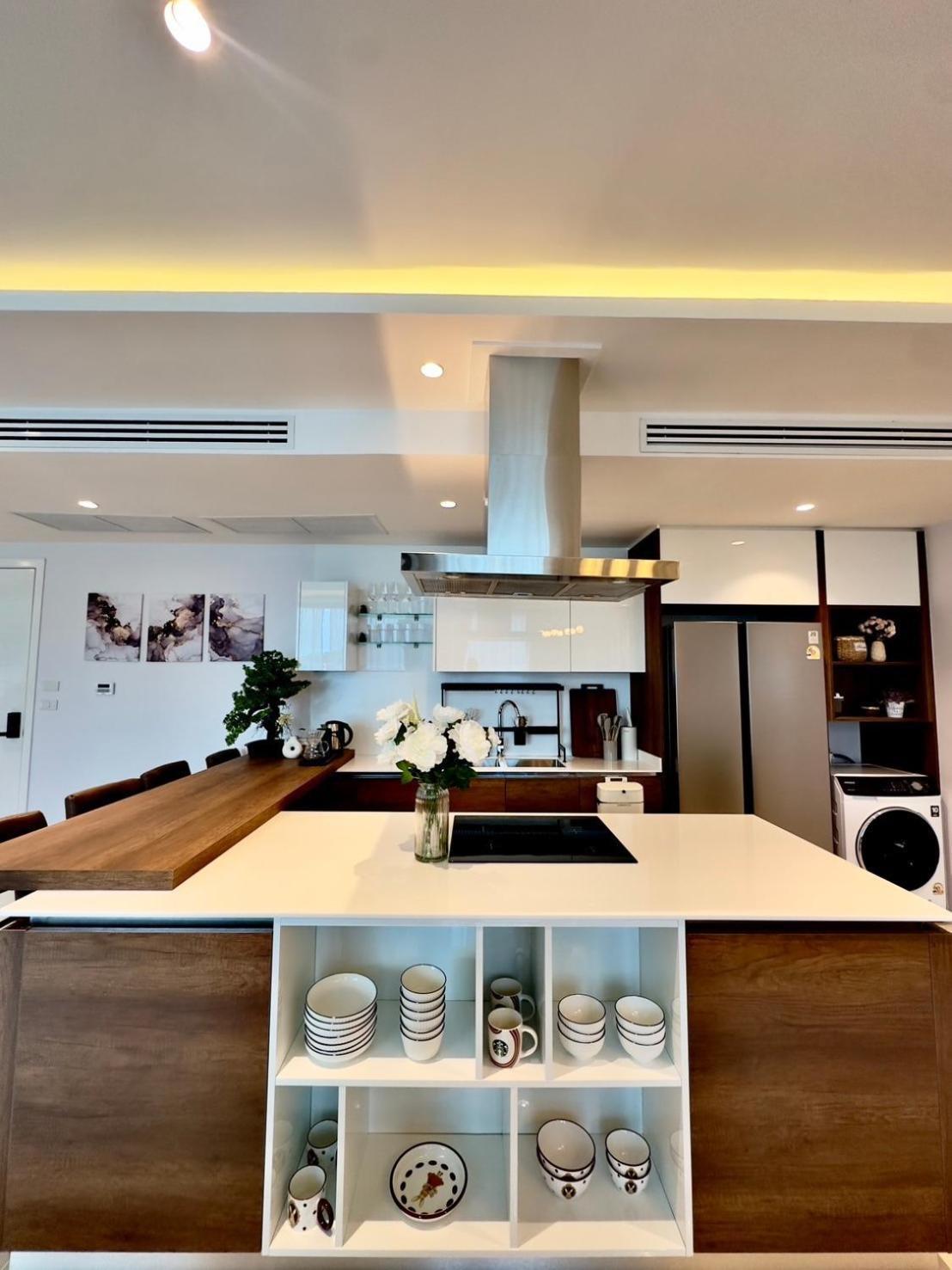 2br 4beds Luxury Pool & Fitness Apartment *