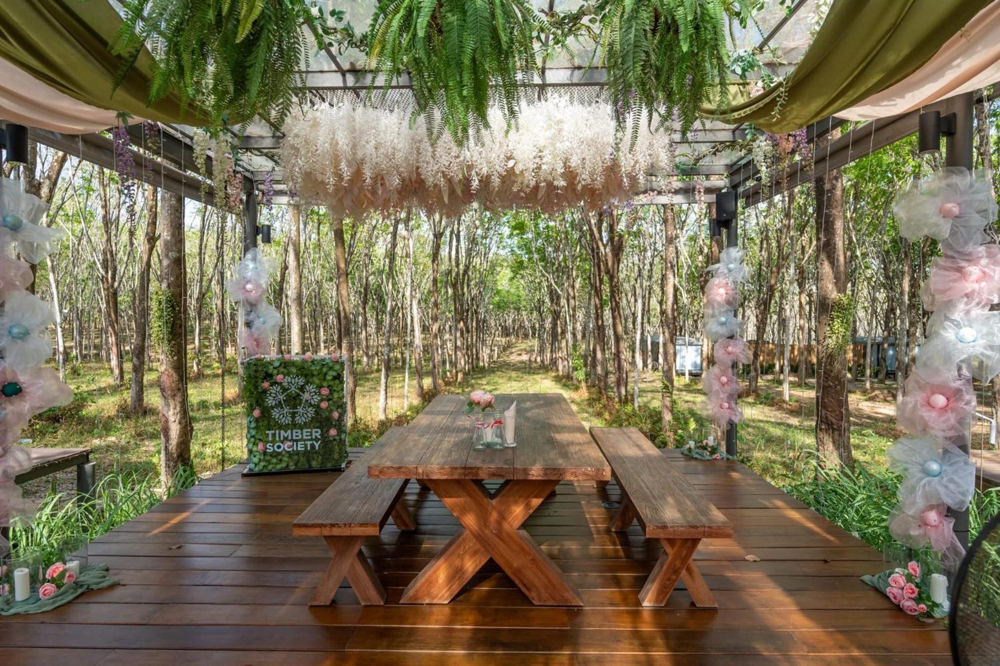 Timber Society Boutique Hideaway Phuket