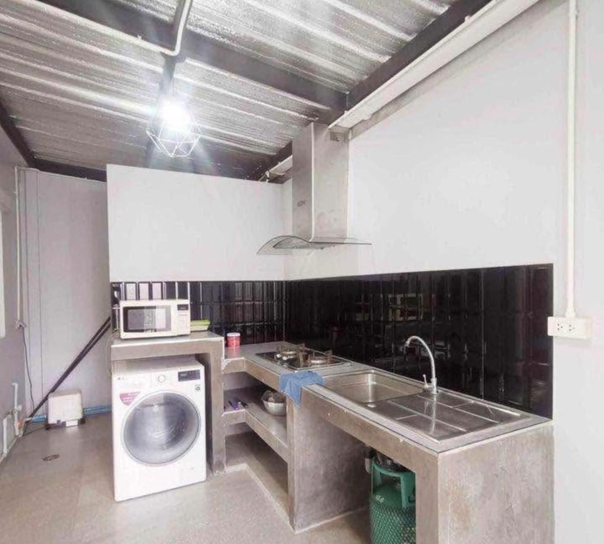 Beautiful 2 Floor In Town * Phuket
