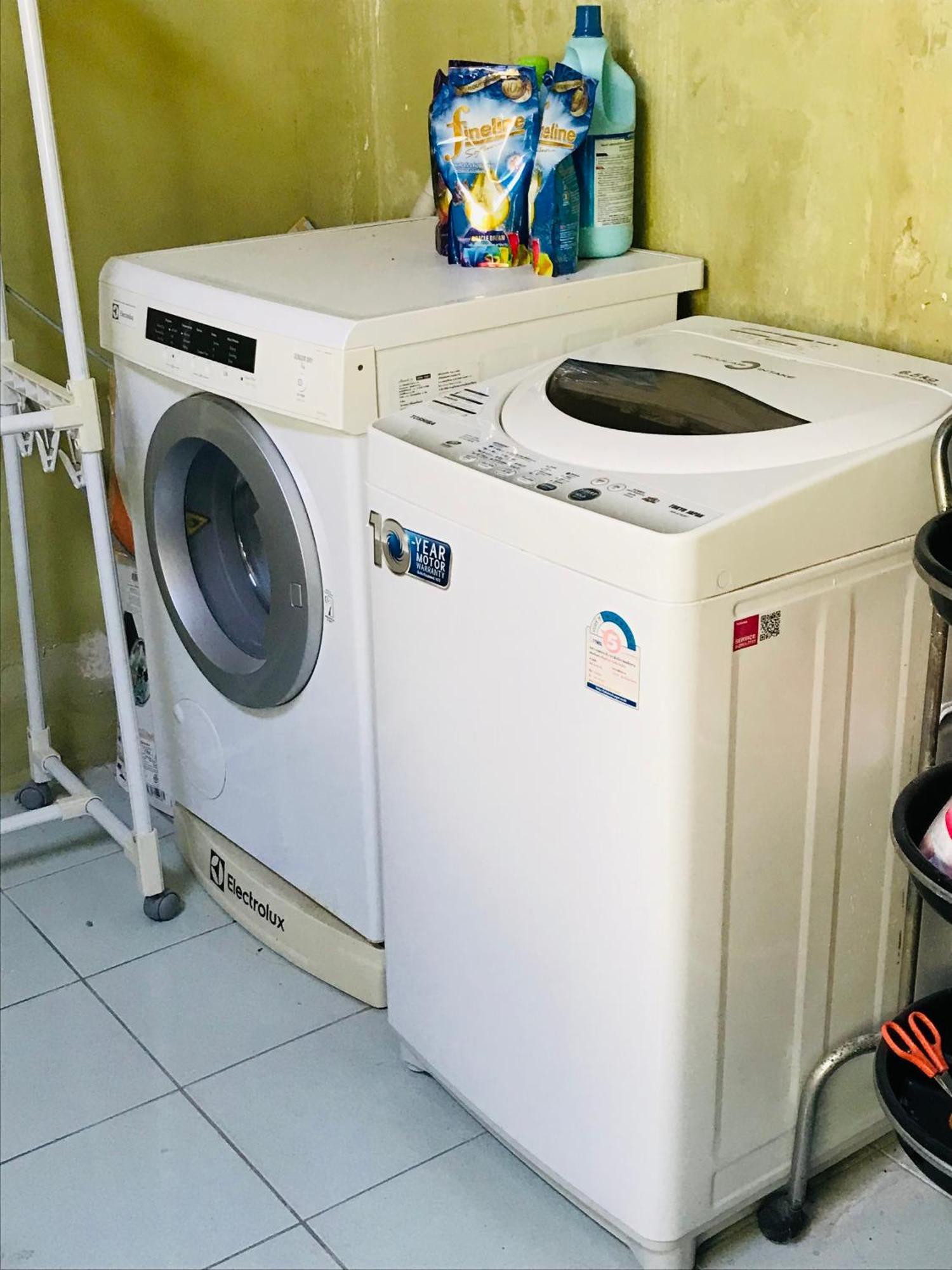 Homestay Master Bedroom With Private Bathroom And Kitchen Phuket