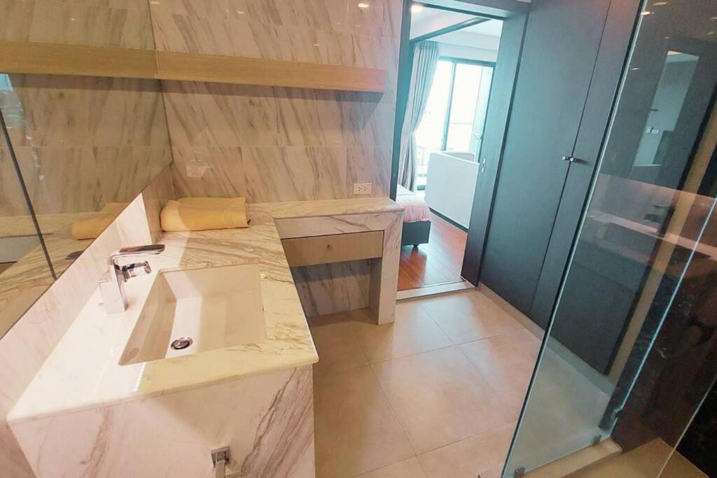 Apartment Seaview In 5 Star Mg1 *