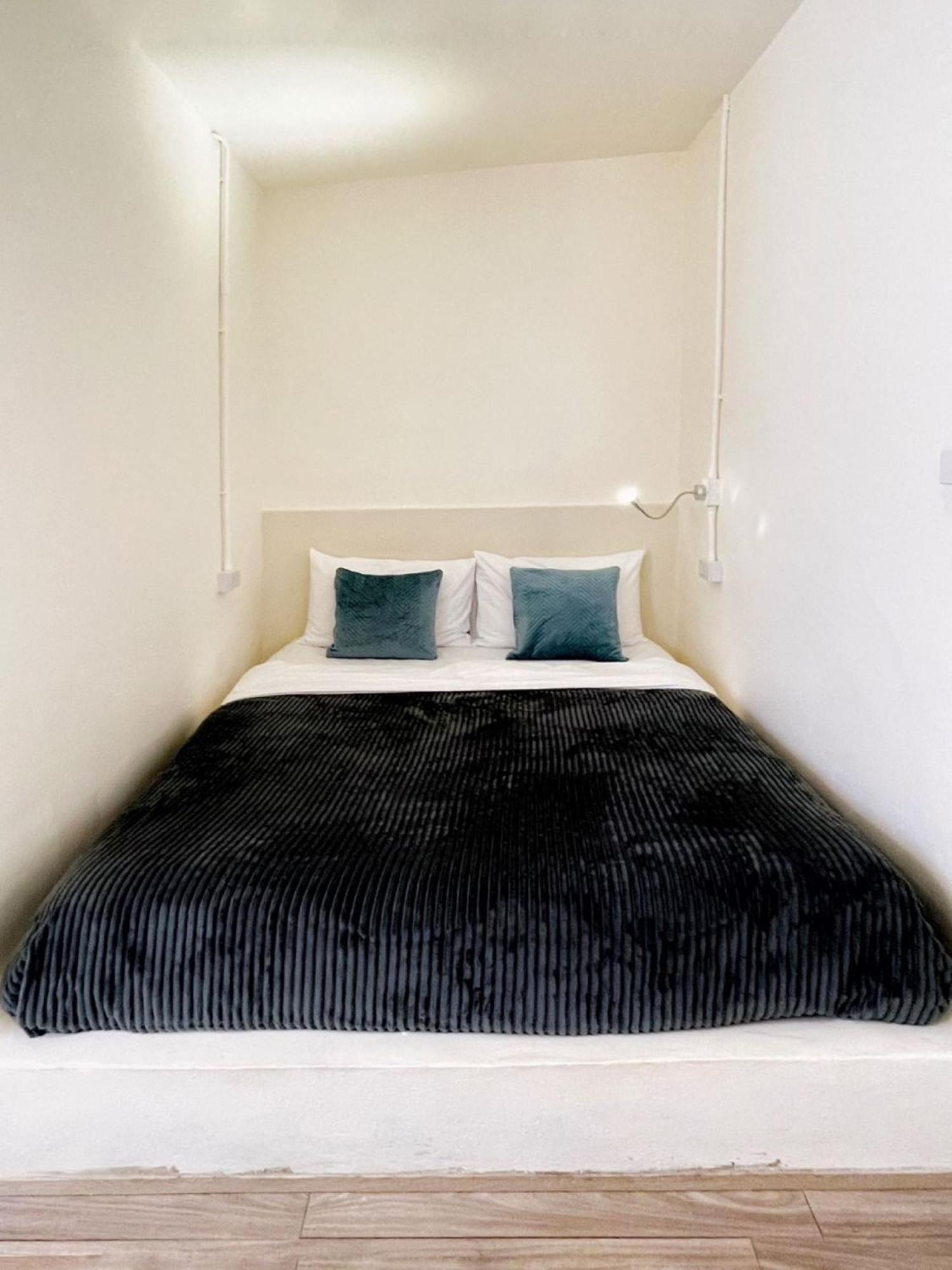 Purr Hostel Phuket