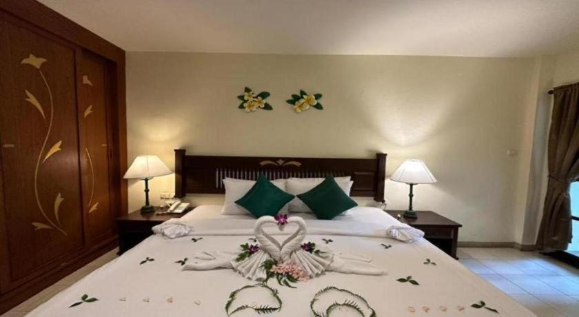 Hyton Leelavadee Resort 4*
