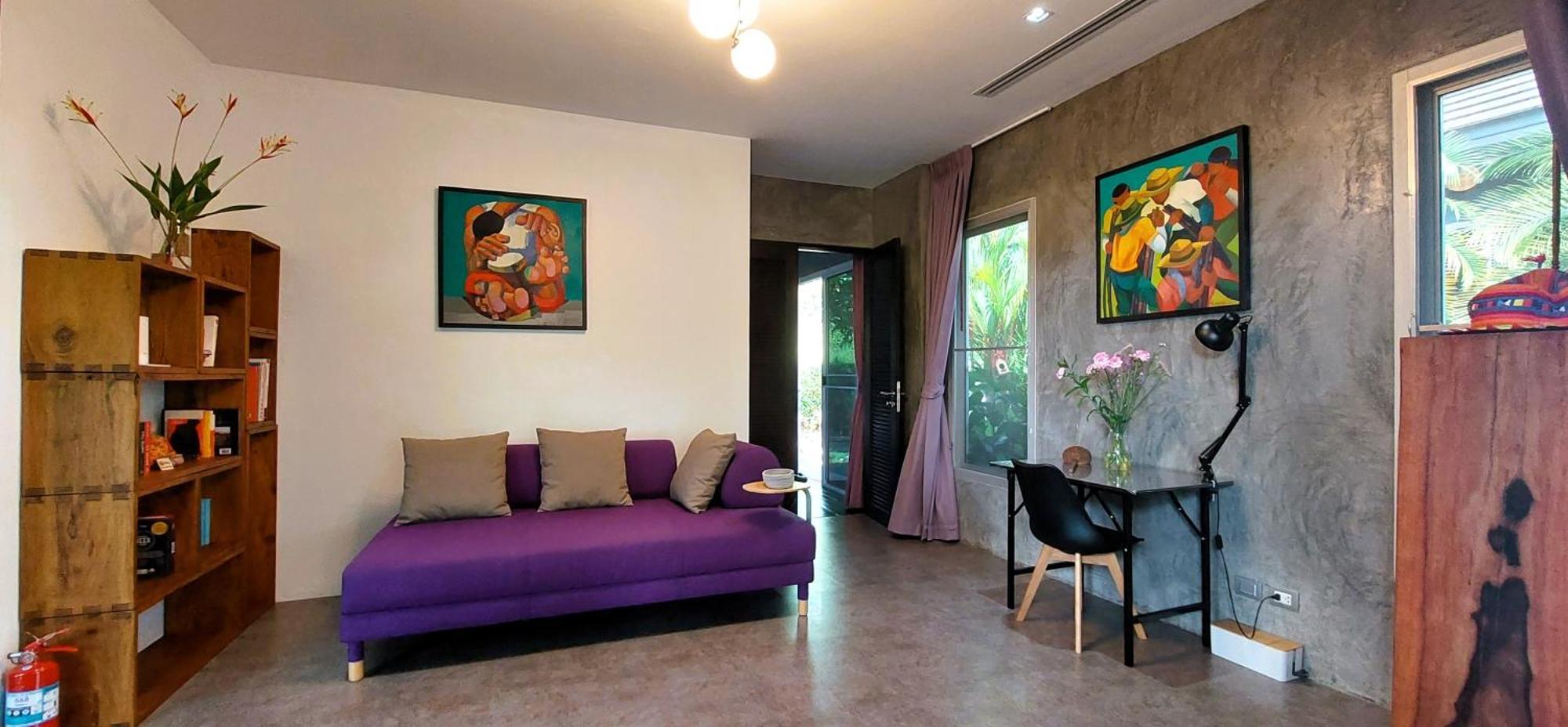 11 - Peaceful Escape On Naithon *