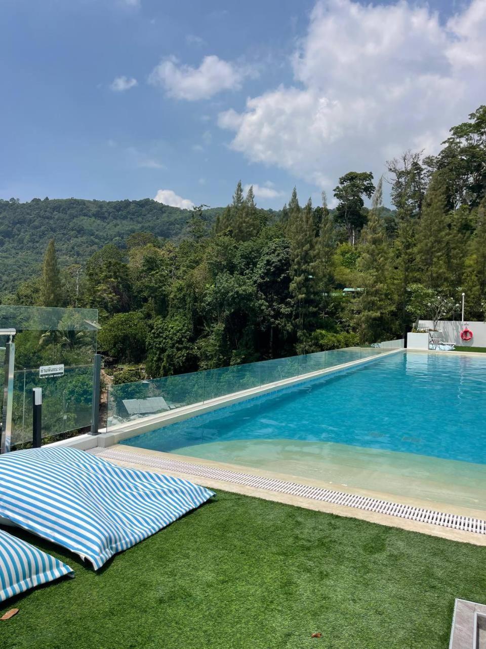 Two-bedrooms With Kitchen Phuket
