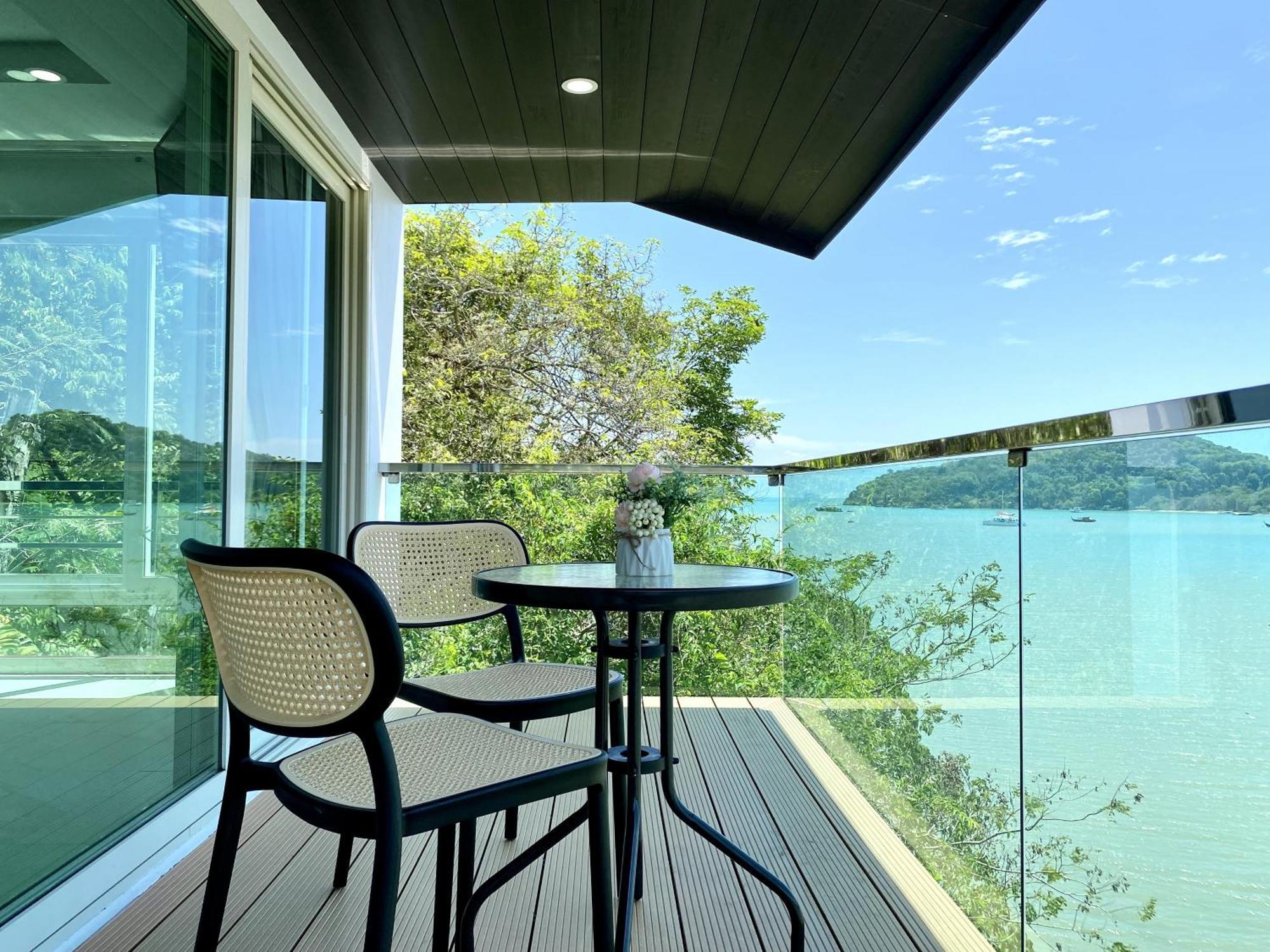 Stunning Seaview Duplex - Baan Jayden Chalet *