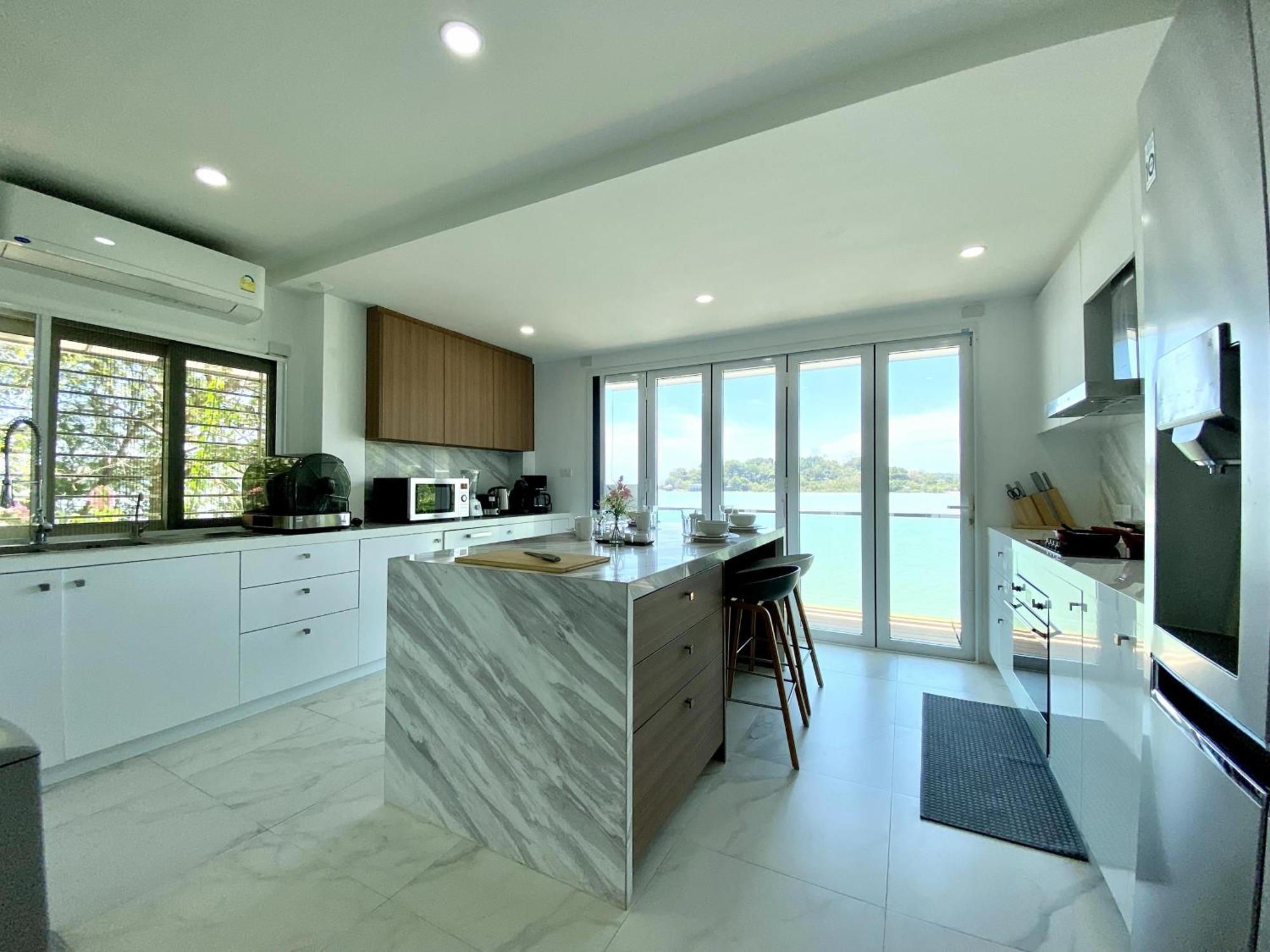 Stunning Seaview Duplex - Baan Jayden Chalet Phuket