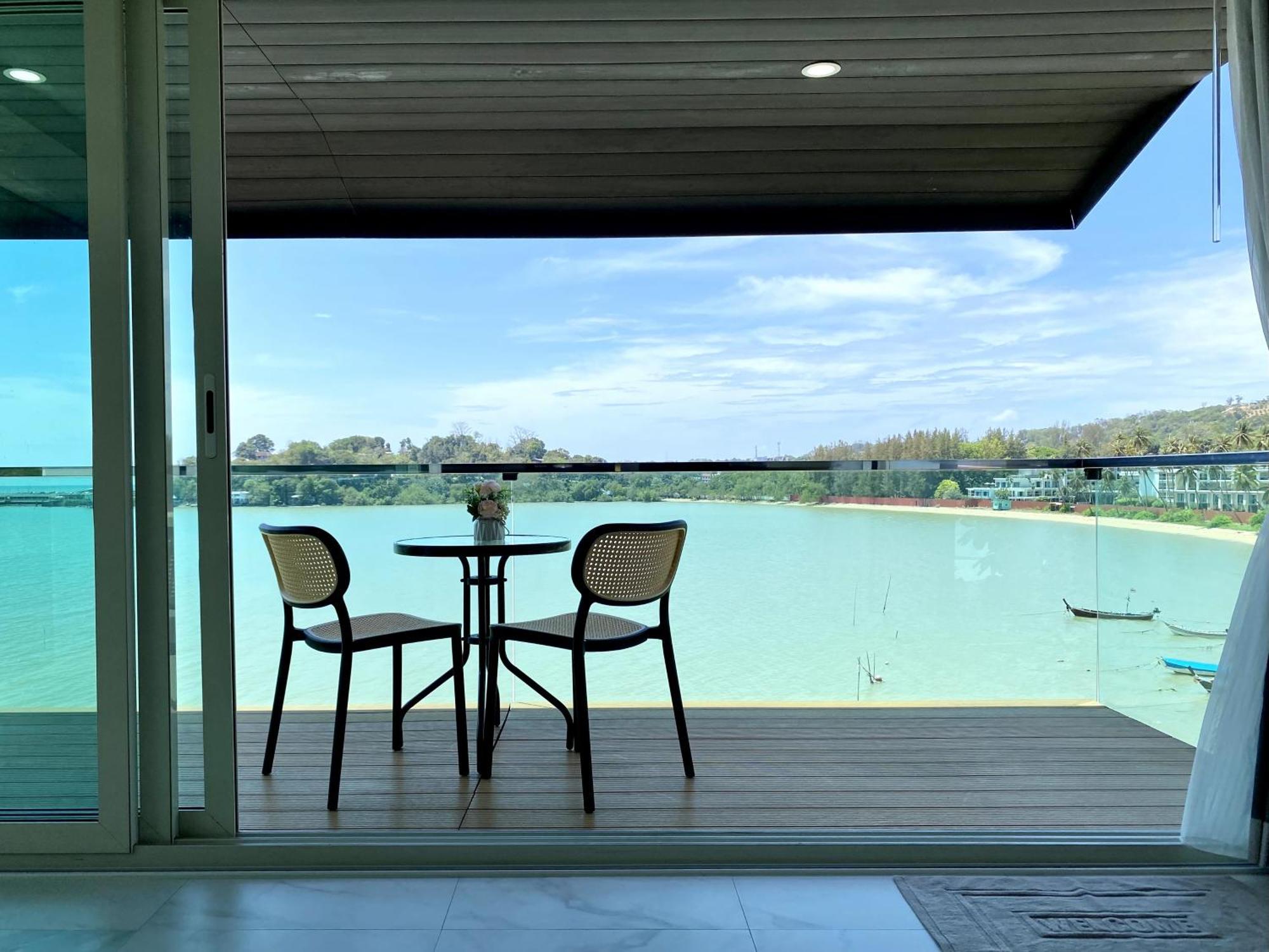 Stunning Seaview Duplex - Baan Jayden *