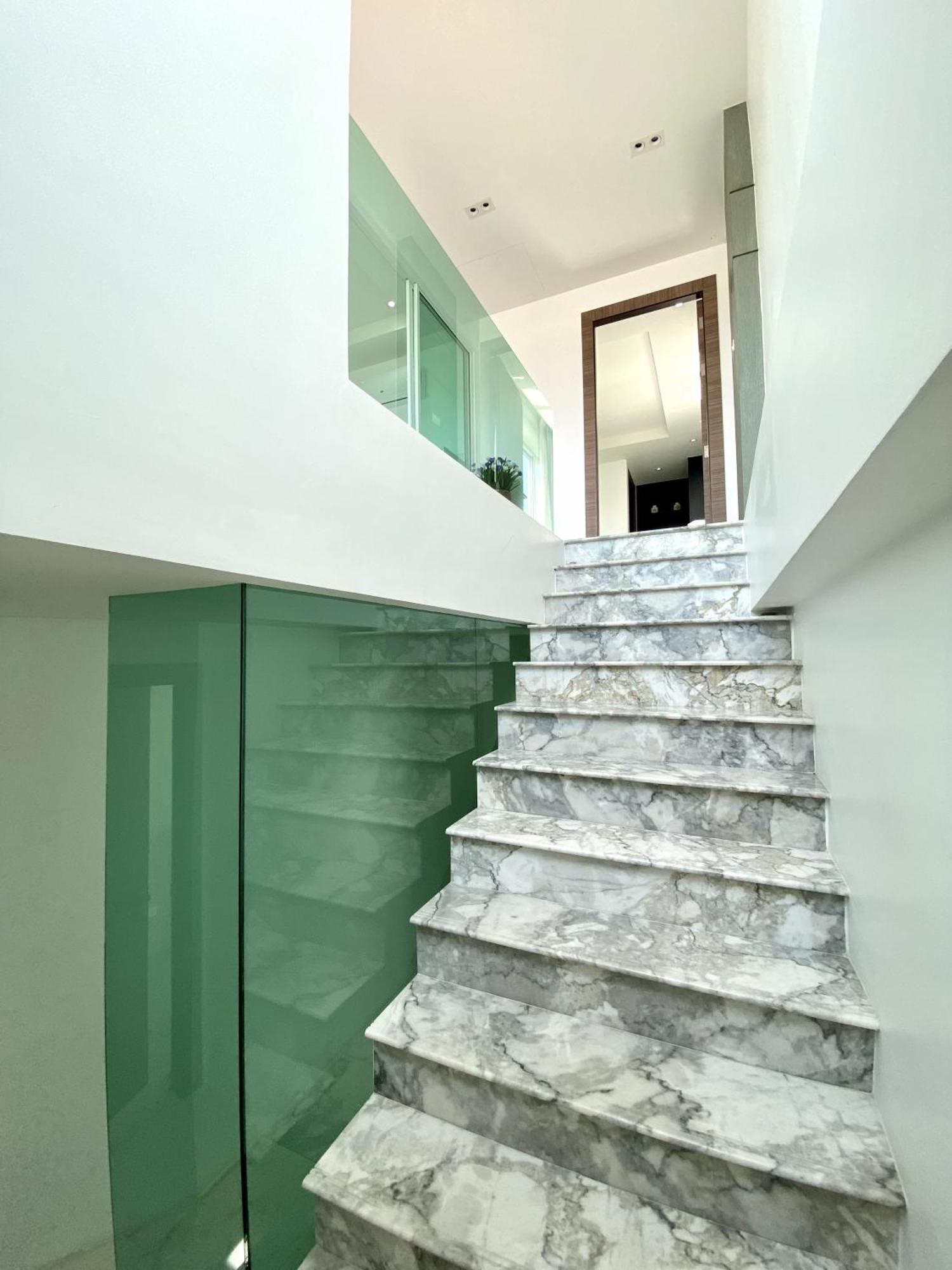 Stunning Seaview Duplex - Baan Jayden Chalet Phuket