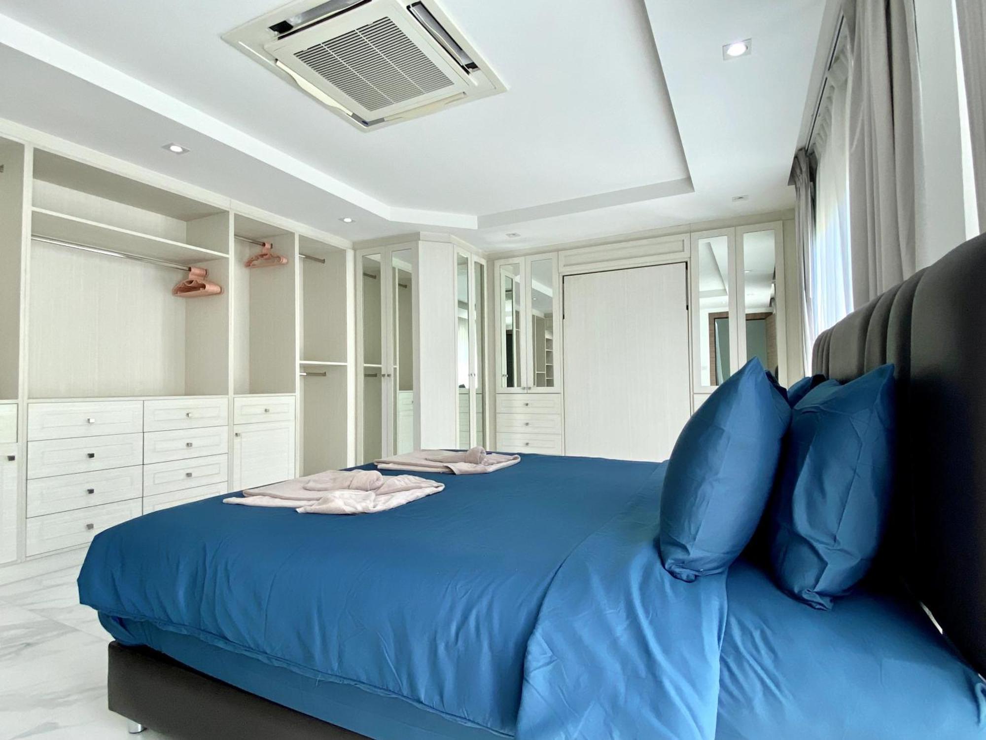 Stunning Seaview Duplex - Baan Jayden *