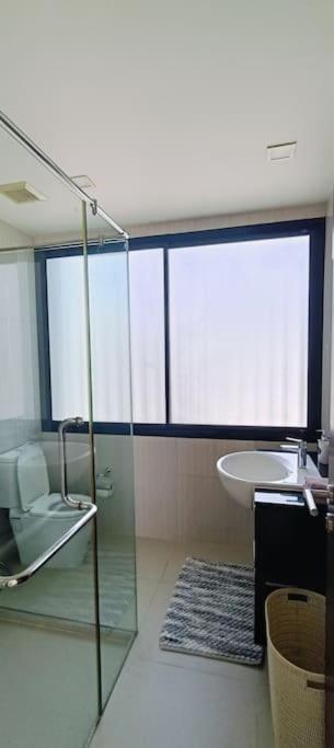 Ferienhaus Bangtao 600m Laguna 3bdr 3,5bath With Jacuzzi And Bbq Up To 8 Guests 5 Nights Free Taxi