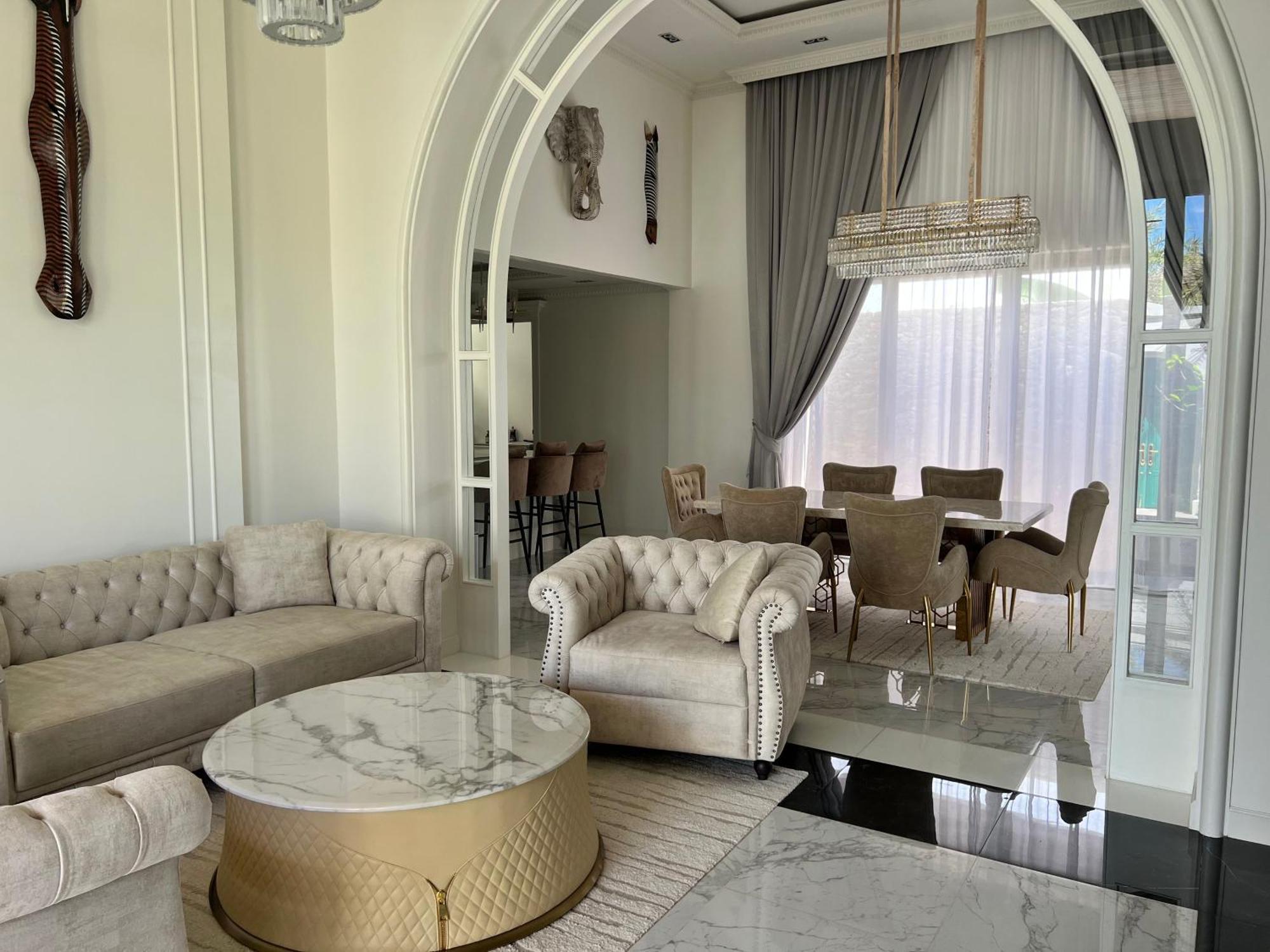 Gold Chariot 4br With Pool * Phuket